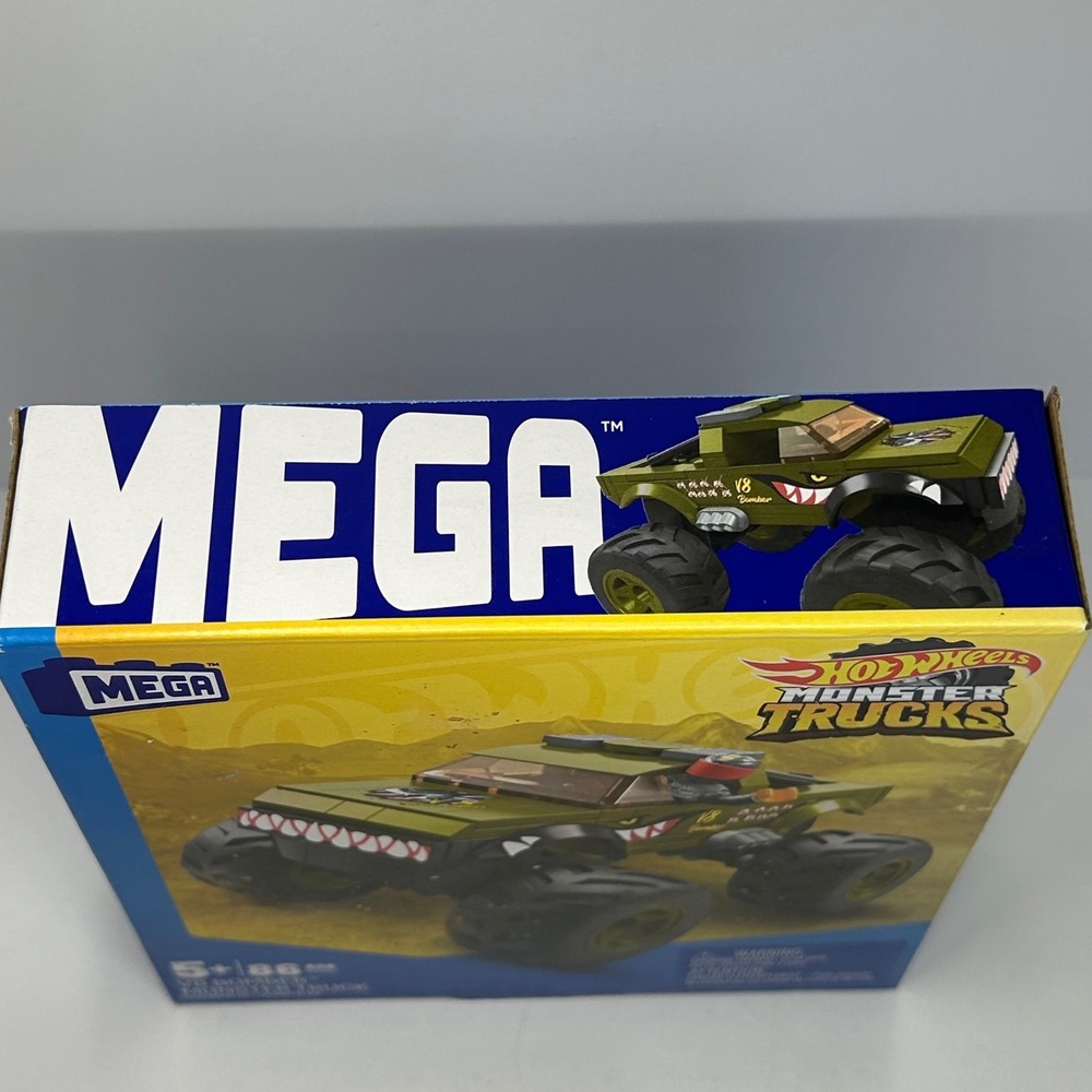 Mega Hot Wheels Monster Trucks V8 Bomber HHD17 Building Set 86 Pcs New - Picture 6 of 7